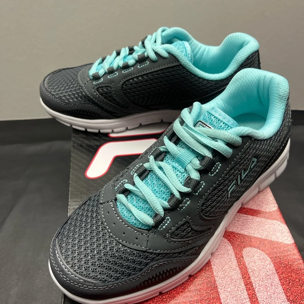 Fila women’s running shoes - Brand new in box - Size 6.5 - Picture 5 of 8